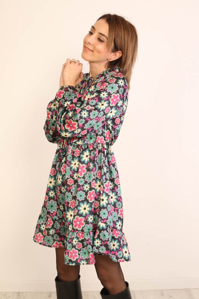 Çiçekli Büzgülü Saten Elbise