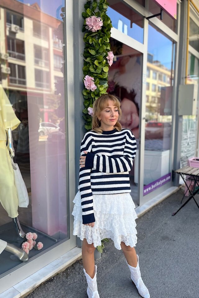 Mevsimlik  Çizgili Triko-Lacivert