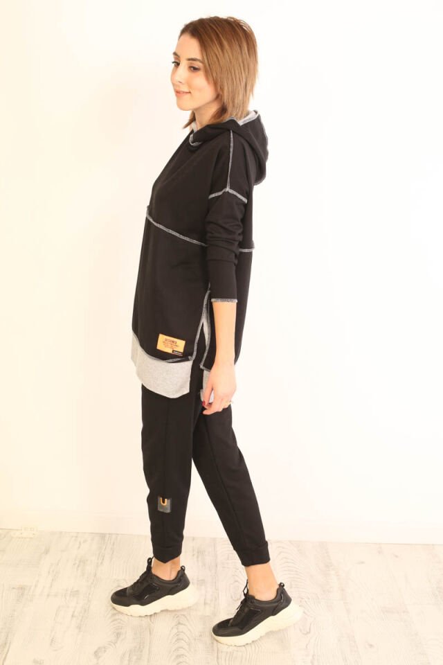 İki Renkli Armalı Eşofman Takım