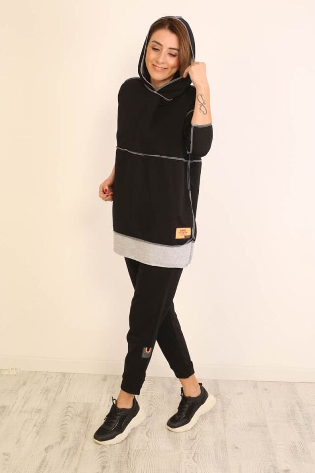 İki Renkli Armalı Eşofman Takım