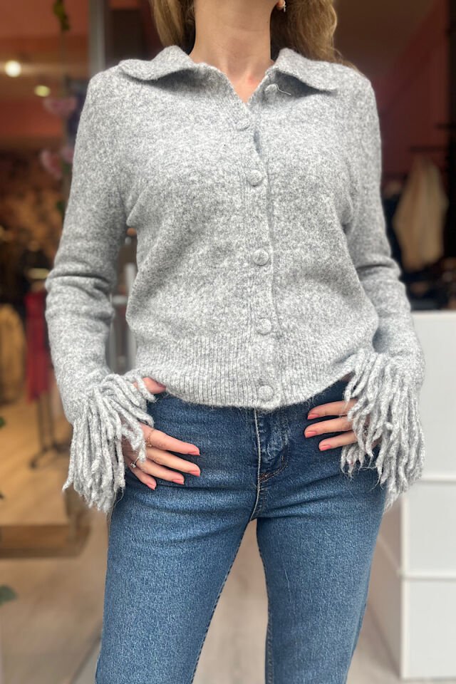 Kolları Püsküllü Hırka -Gri