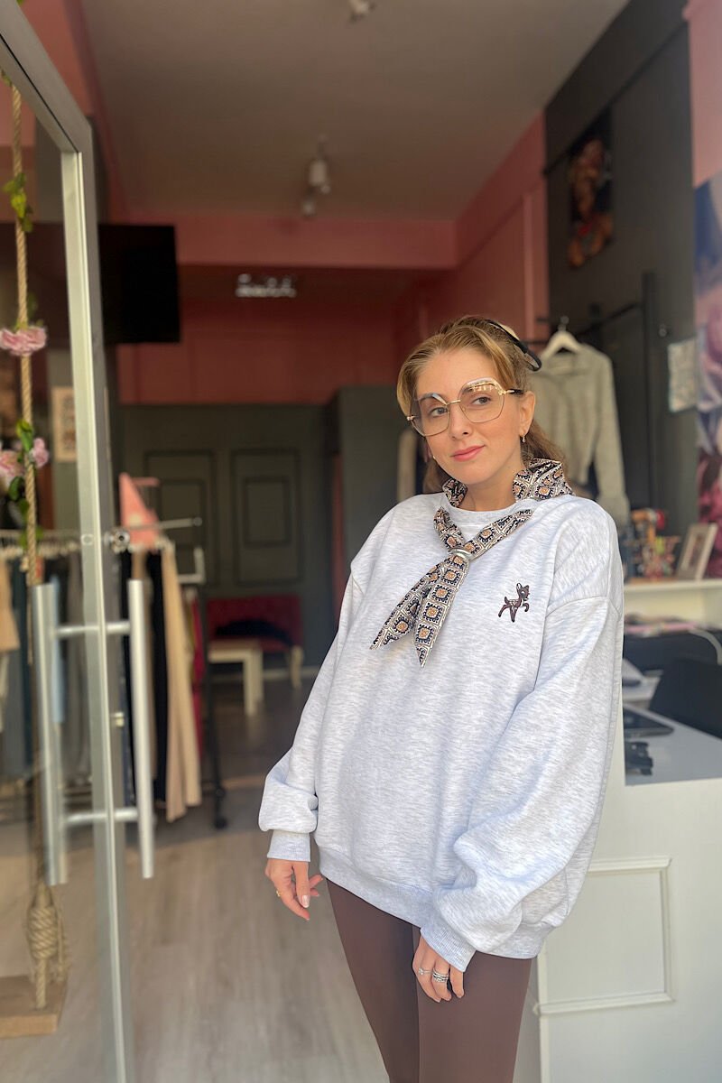 Fularlı Sweatshirt -Gri