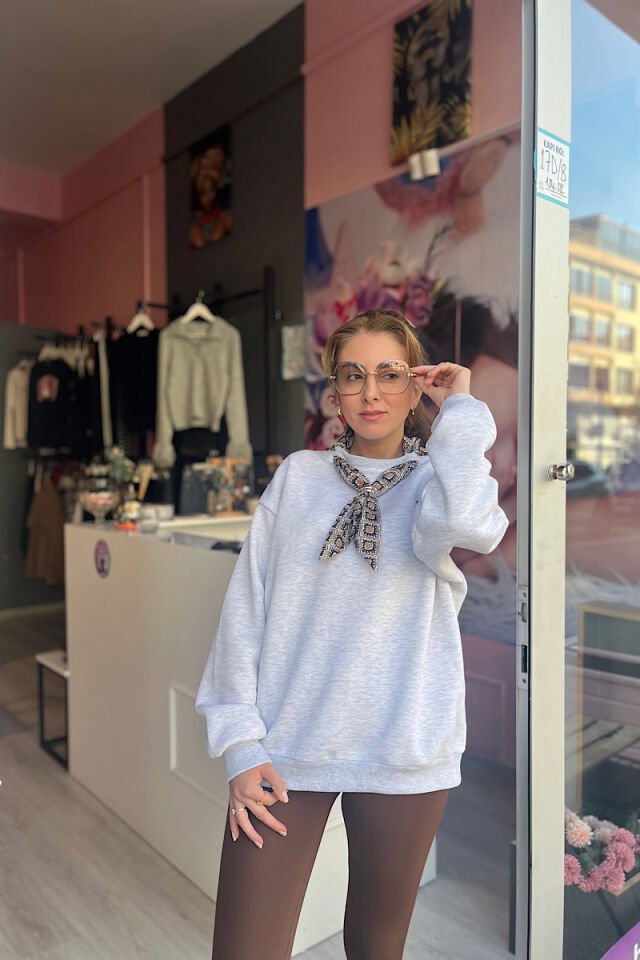 Fularlı Sweatshirt -Gri