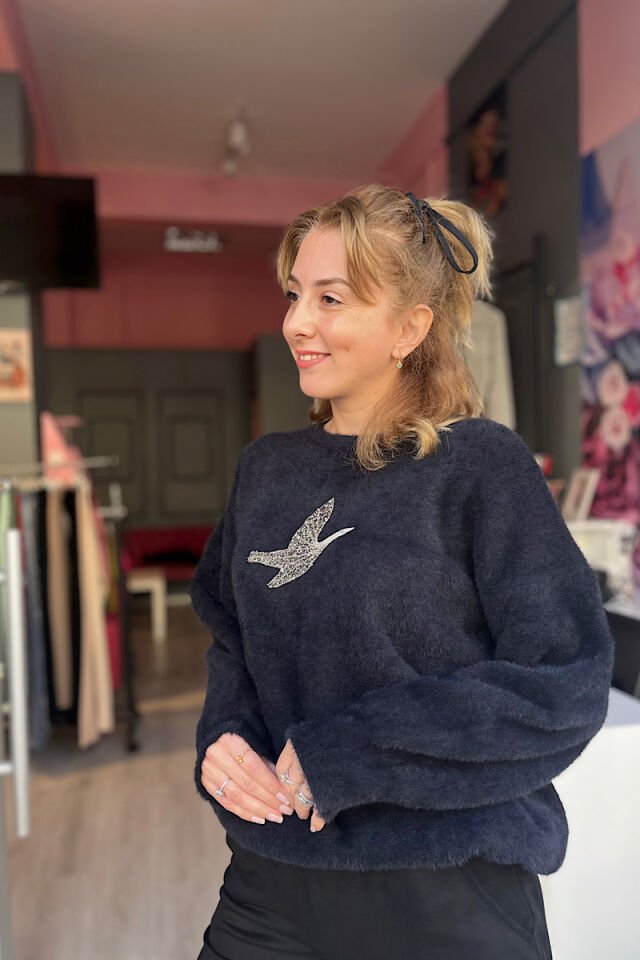 Yumoş B*ymn Kazak -Siyah