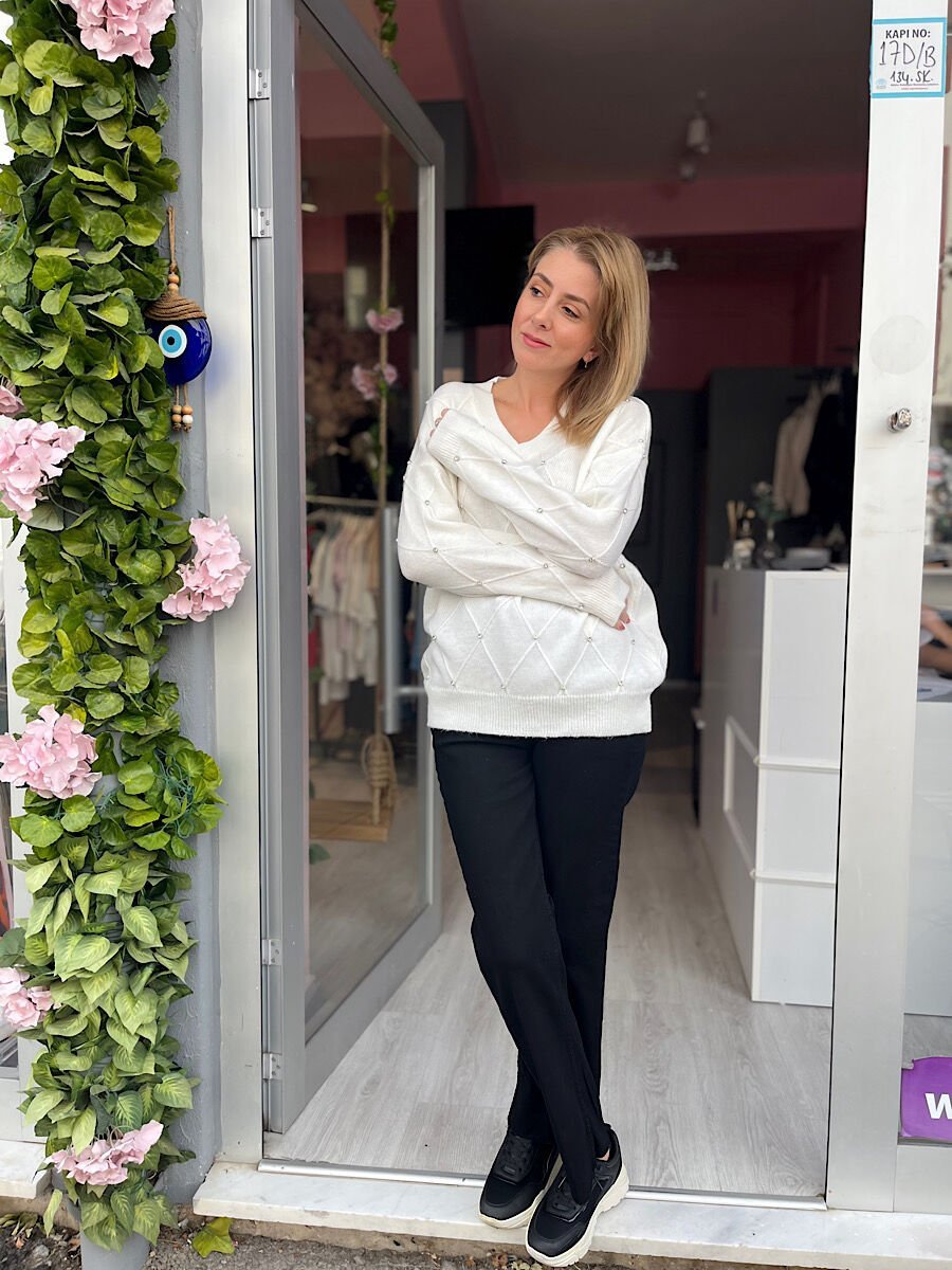 Paçası Kesik Yüksek Bel Orjinal Marka Jean-Siyah