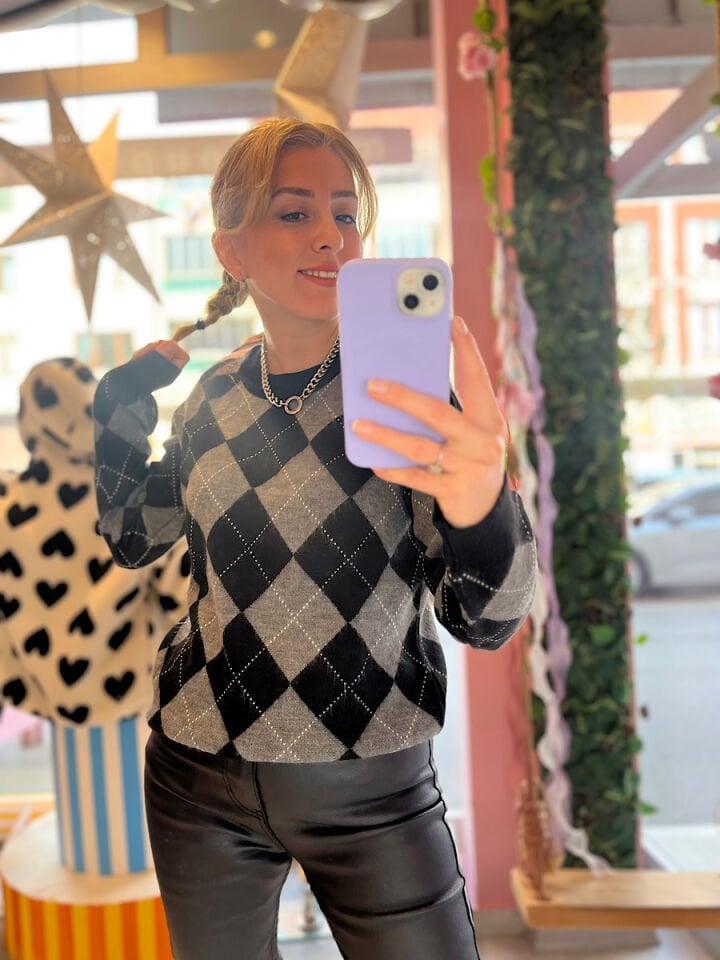 Baklava Desen Yumoş Triko-Gri