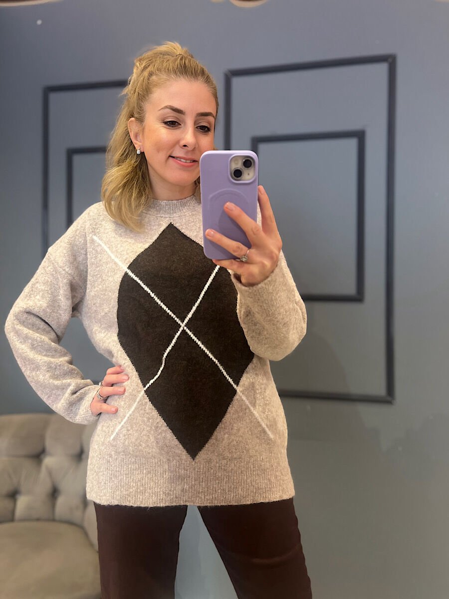 Büyük Baklava Desen Triko-Taş