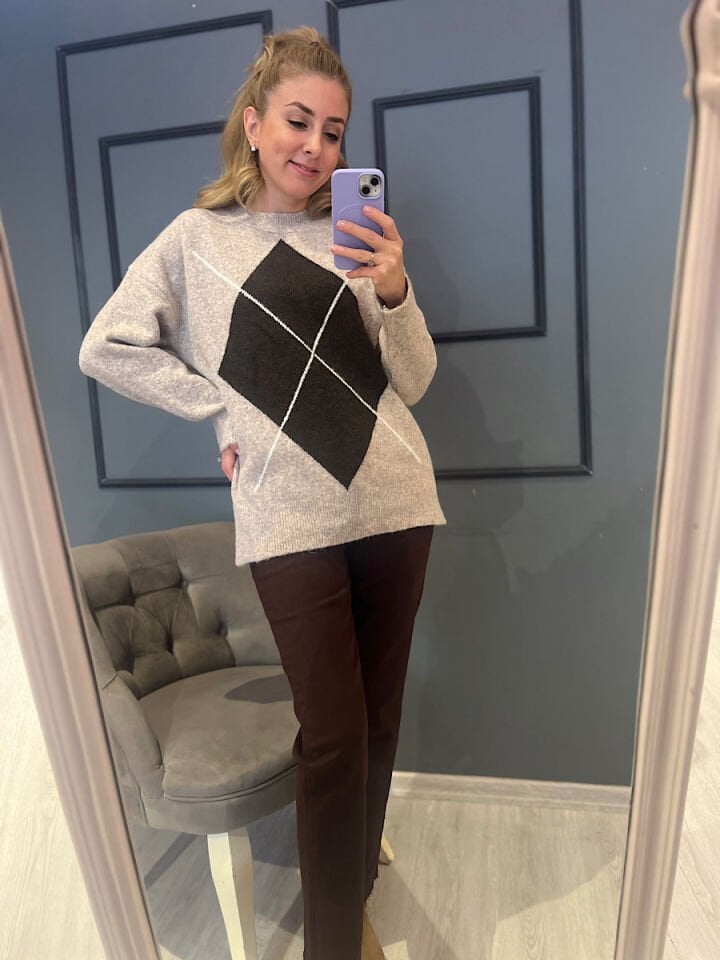 Büyük Baklava Desen Triko-Taş