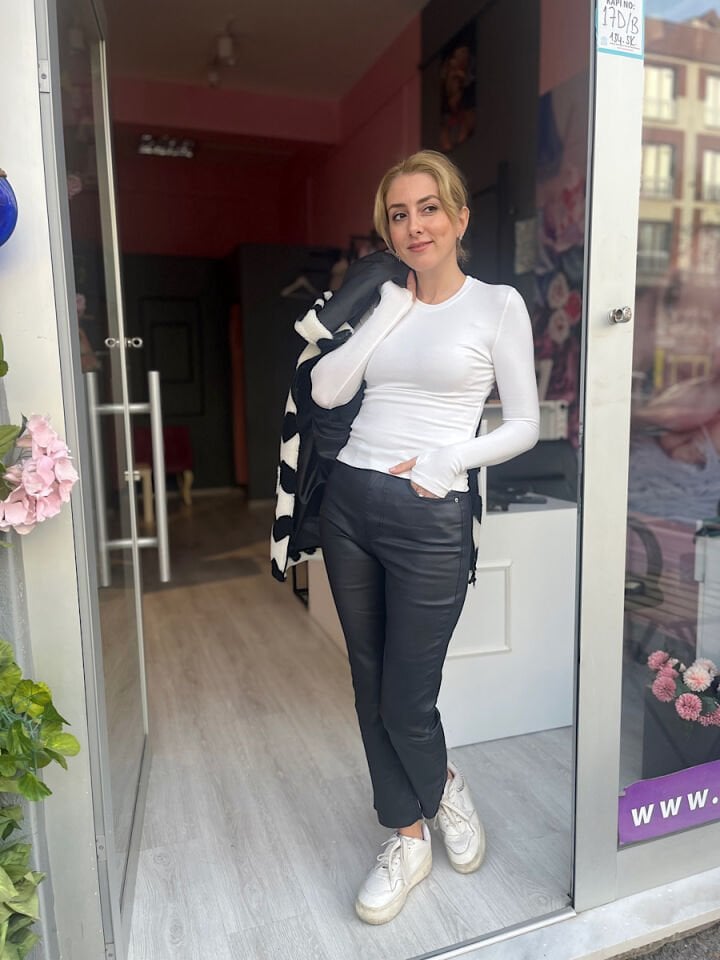 Parmak Geçmeli Body -Ekru