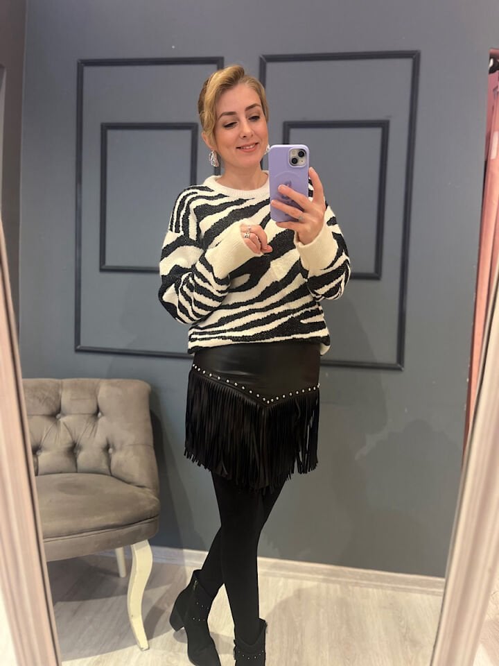 Zebra Desen Yumoş Triko-Ekru