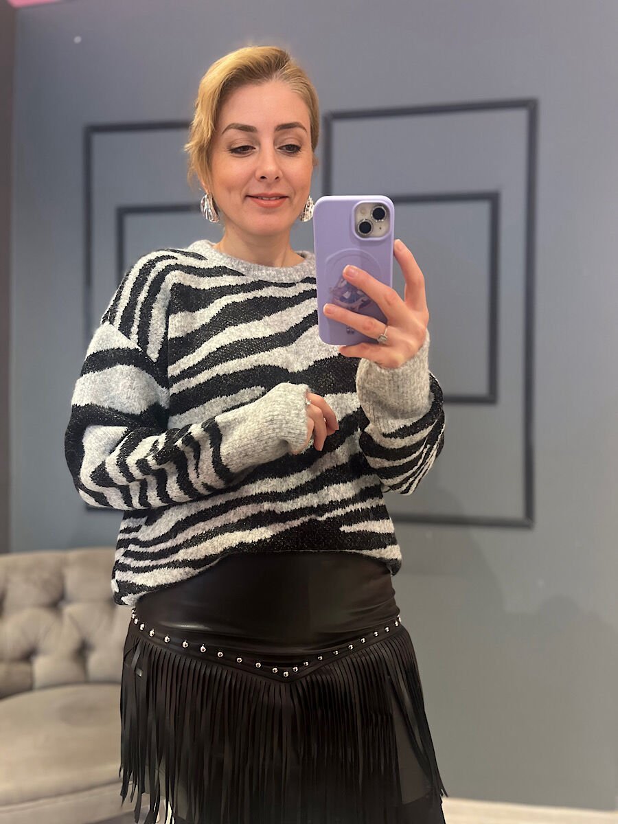 Zebra Desen Yumoş Triko-Gri