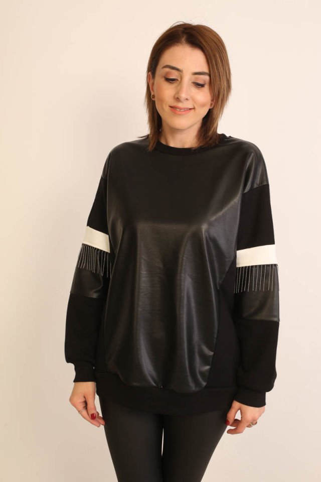 Zincir ve Deri Detaylı Sweatshirt