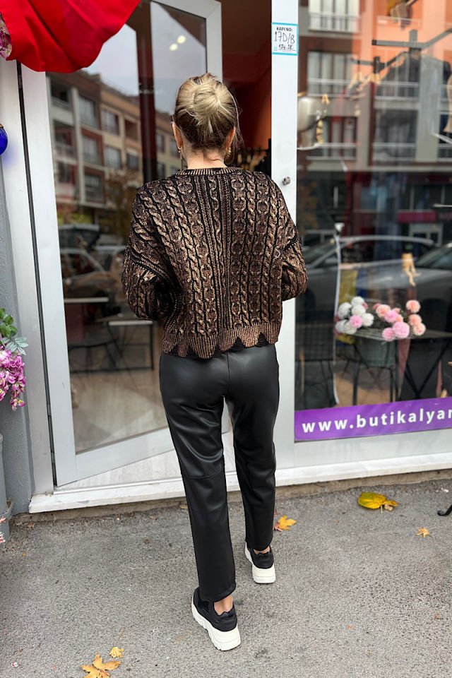 Yırtıklı Varaklı Triko-Kahve