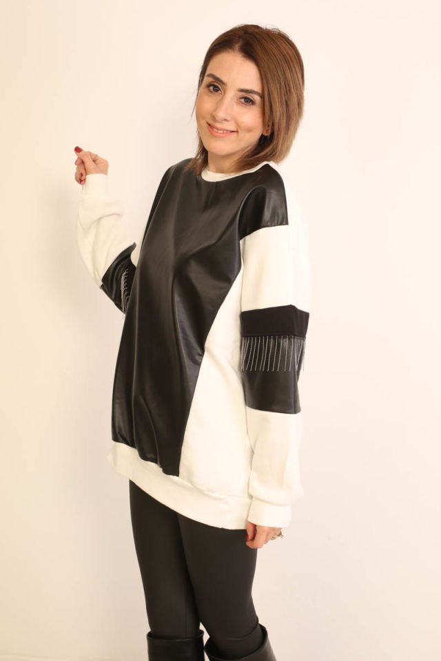 Zincir ve Deri Detaylı Sweatshirt