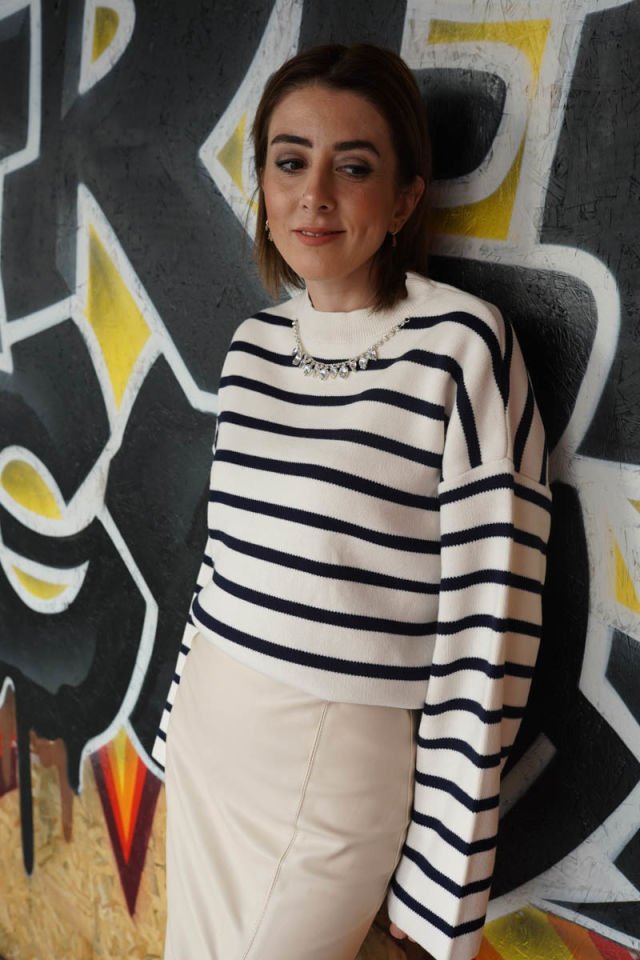 Çizgili Taşlı Kazak