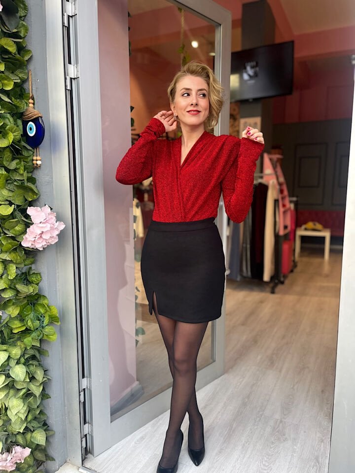 Yırtmaçlı Mini Etek-Siyah