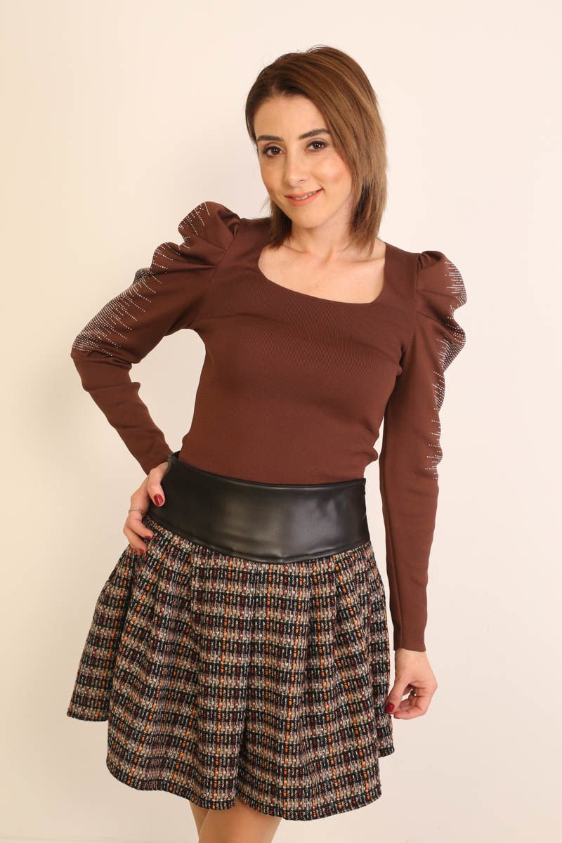 Kolları Taşlı Triko