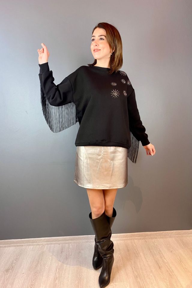 Kol ve Sırt Püsküllü Sweatshirt
