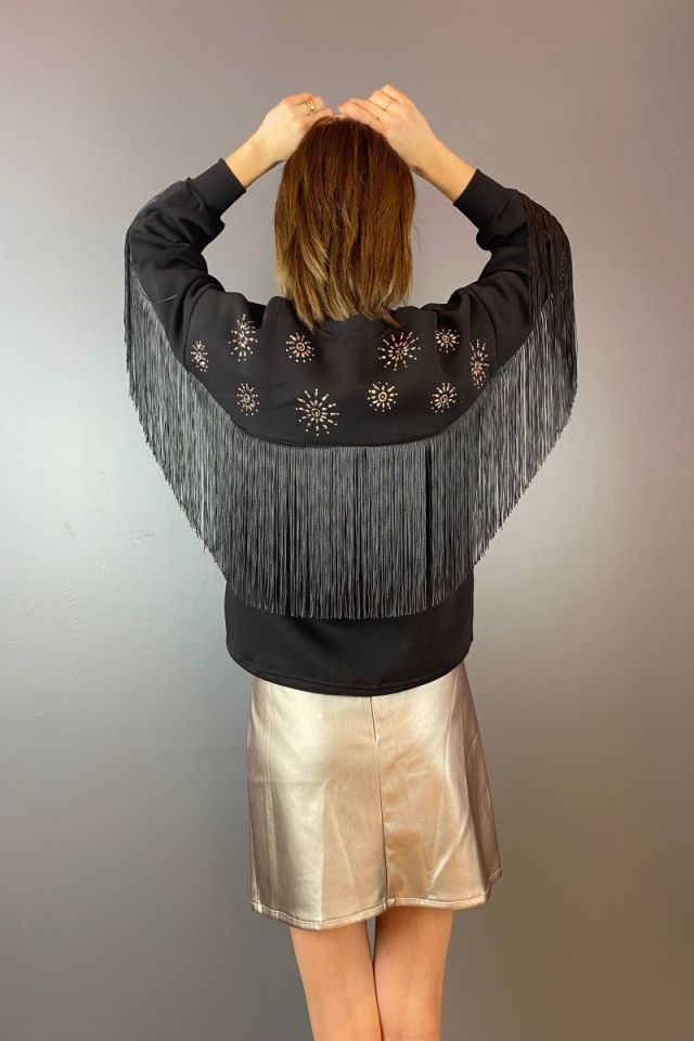 Kol ve Sırt Püsküllü Sweatshirt