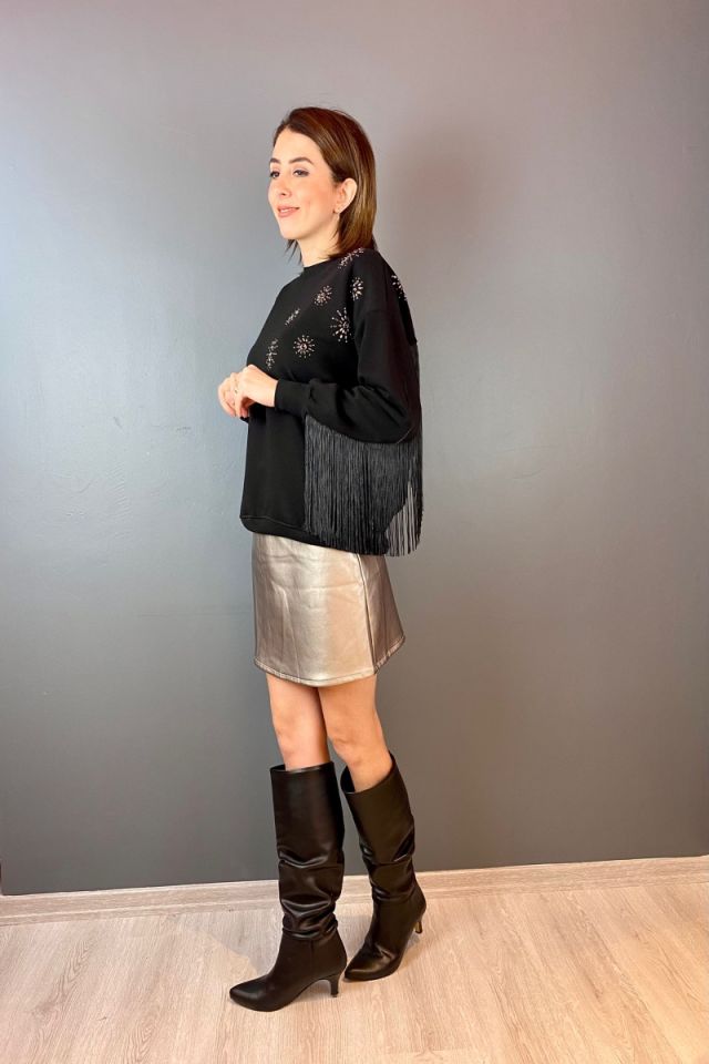 Kol ve Sırt Püsküllü Sweatshirt