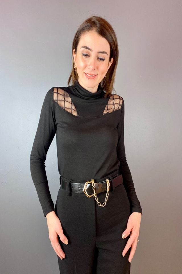 Omuzları Kareli Bluz