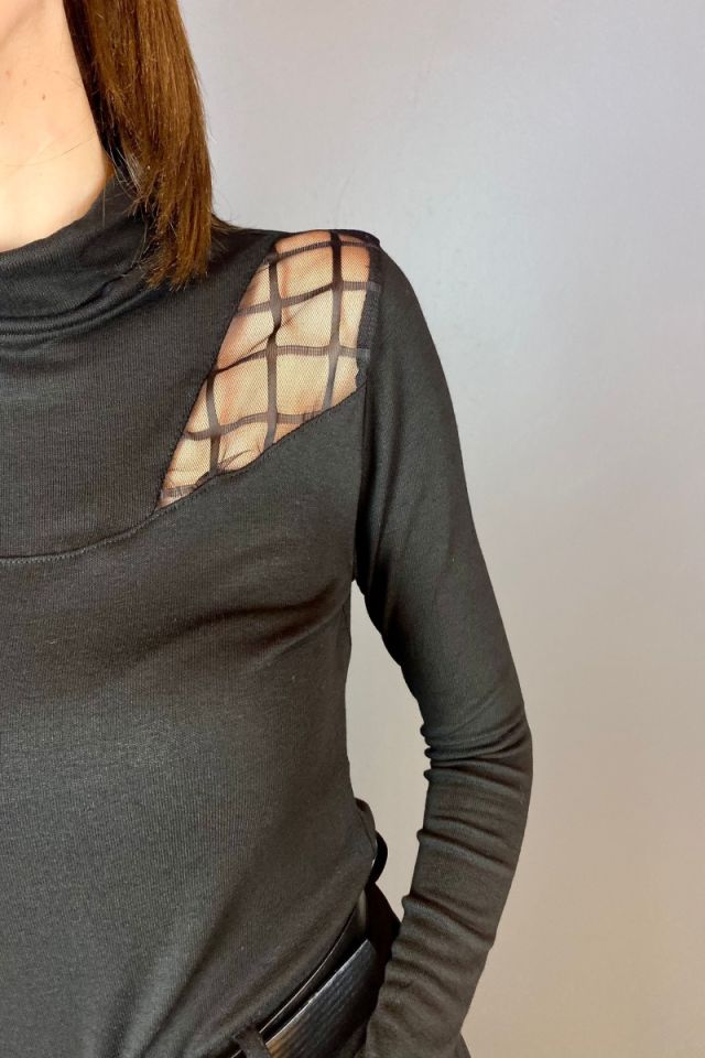 Omuzları Kareli Bluz