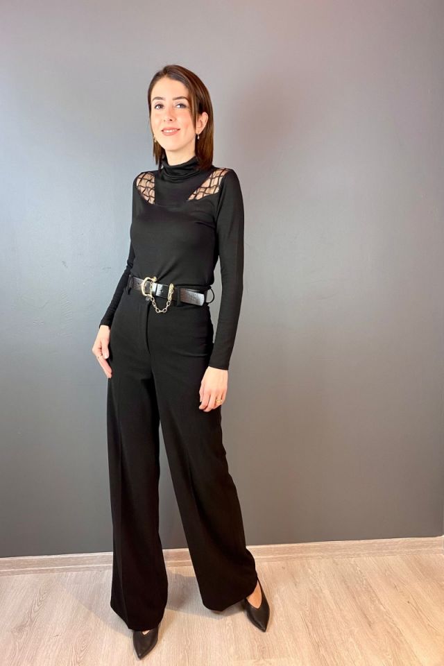 Omuzları Kareli Bluz