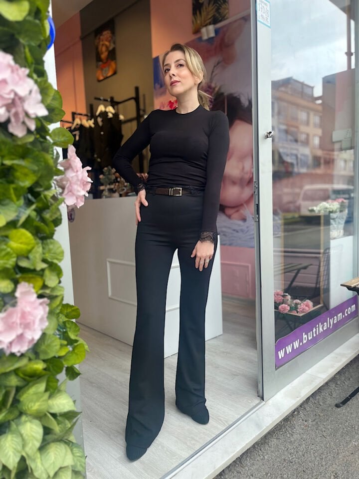 Yüksek Bel Kemerli Flare Pantolon-Siyah