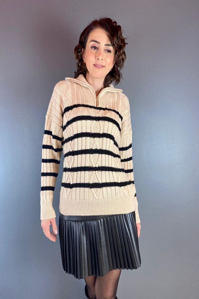 Polo Yaka Çizgili Kazak