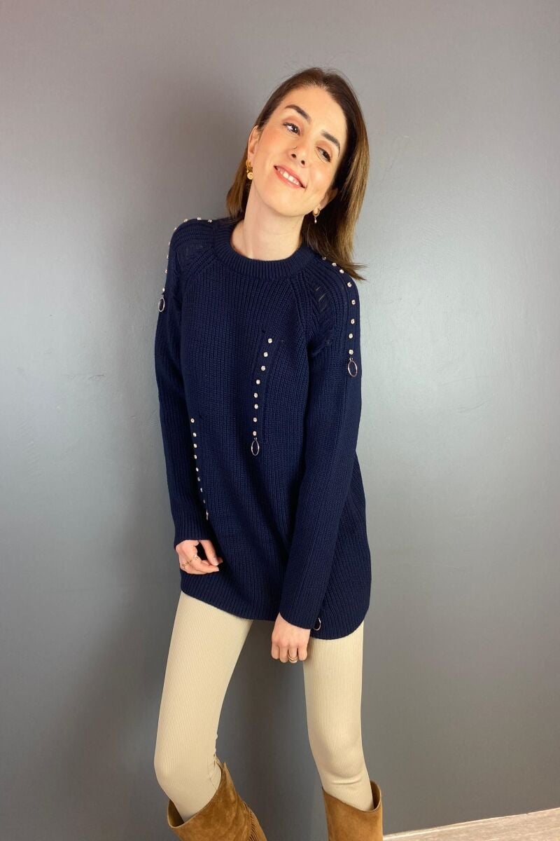 Yırtıklı Taş Detaylı Triko