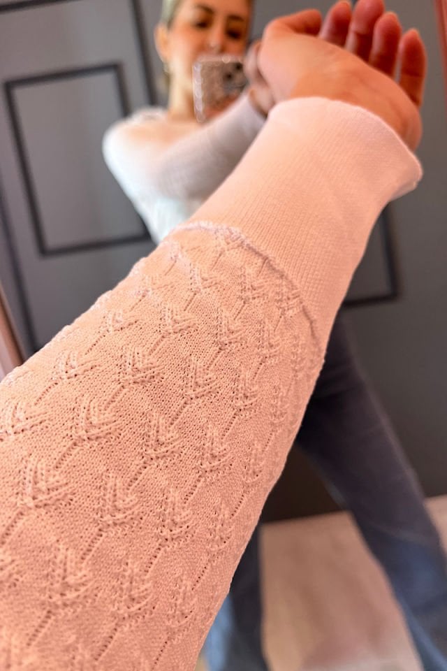 Fırfır Detaylı Triko-Beyaz