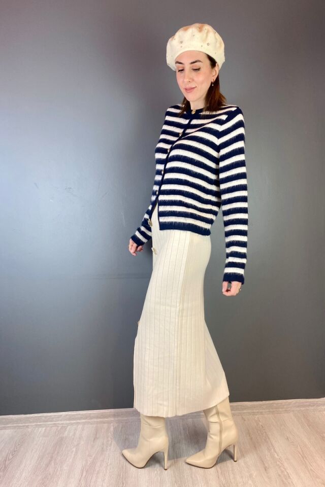 Düğme Detay Triko Etek Bej