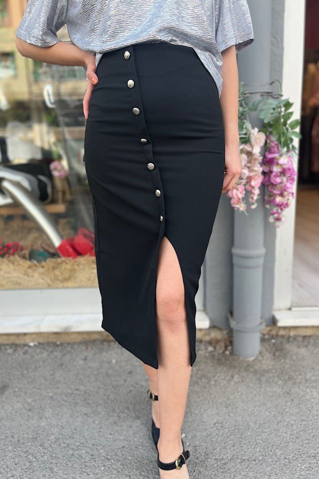 Önü Düğmeli Yırtmaçlı Etek-Siyah