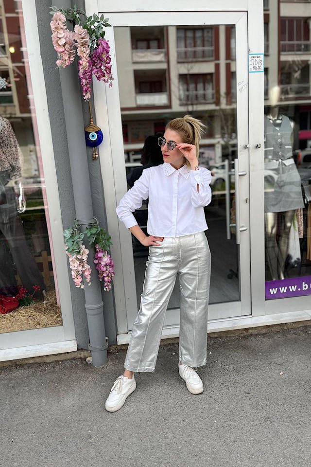 Yakası Troklu Crop Gömlek