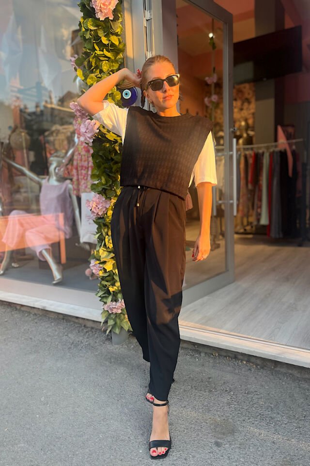 Vatkalı Süveterli Bluz