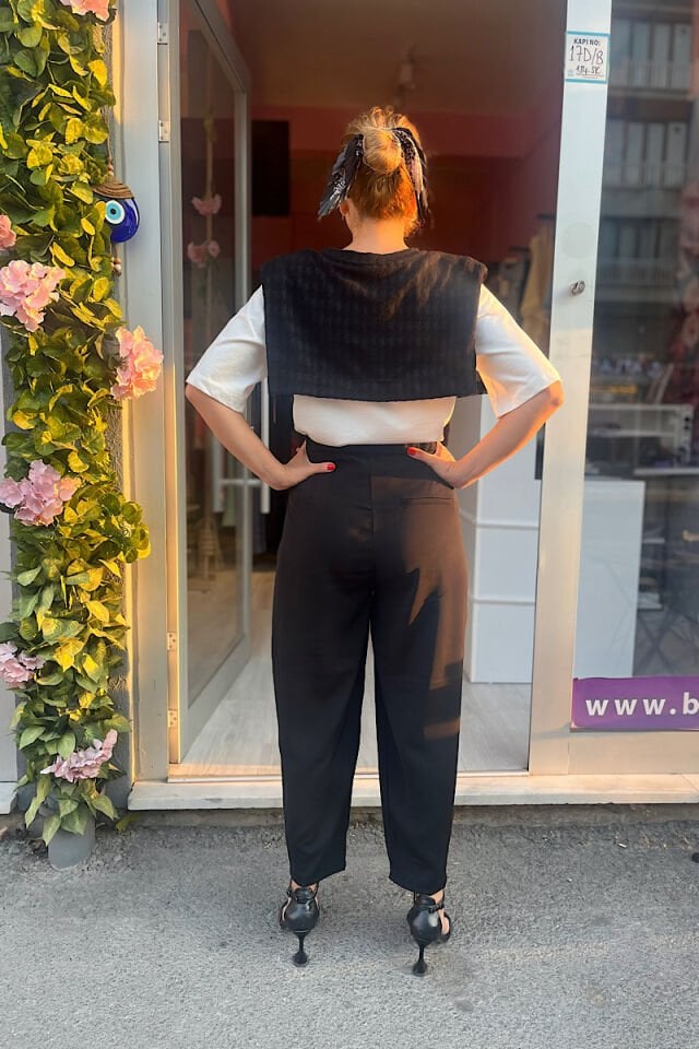 Vatkalı Süveterli Bluz