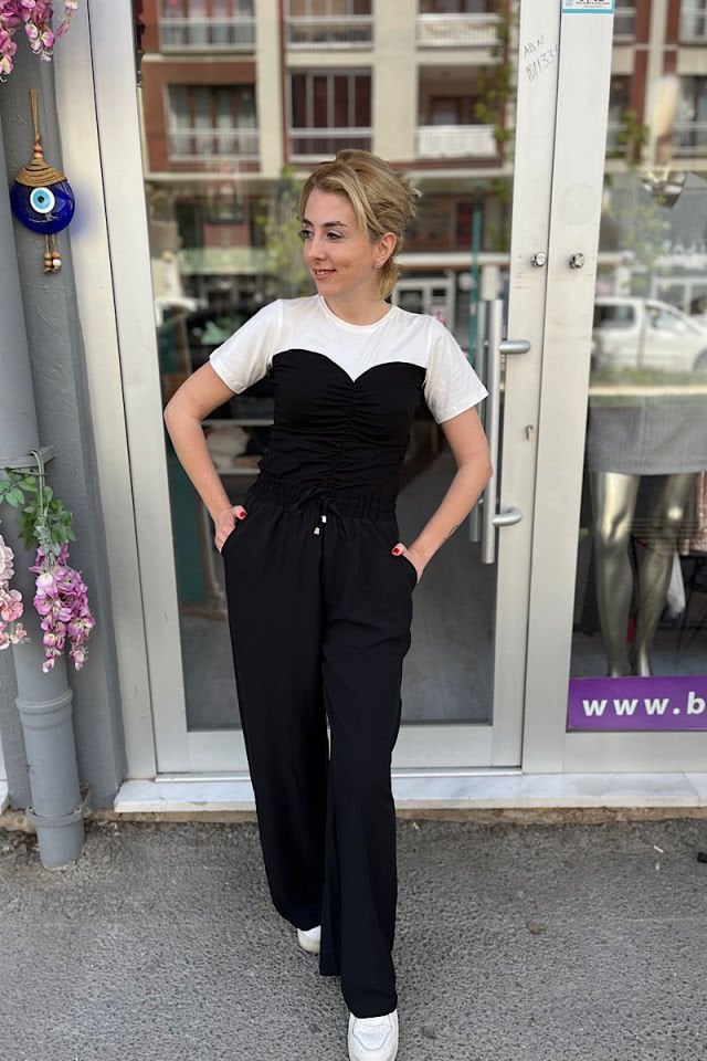 İki Renkli Büzgülü Tişört