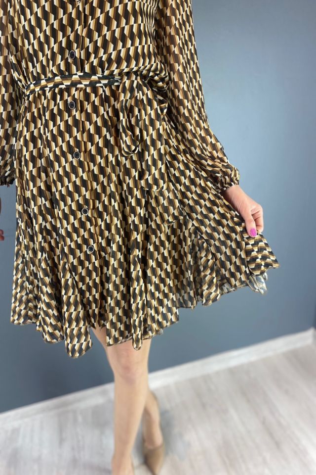 Kuşaklı Düğmeli Şifon Elbise