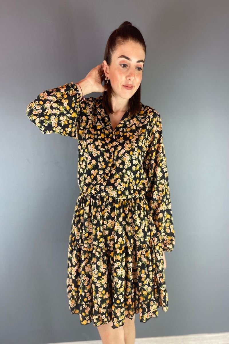 Beli Büzgülü Şifon Elbise