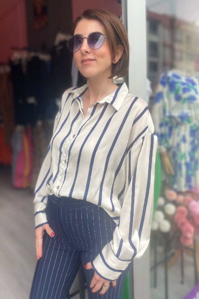 Çizgili Saten Gömlek