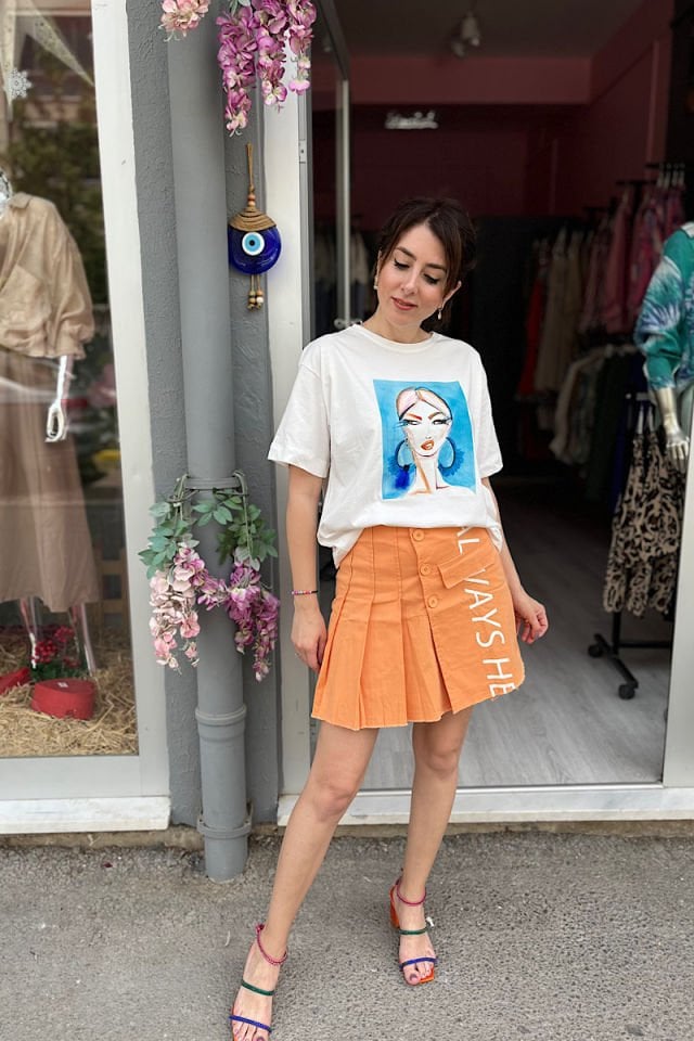 Üç Düğmeli Pileli Etek -Oranj