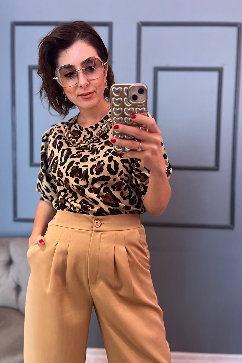 Kolye Detaylı Leopar Bluz