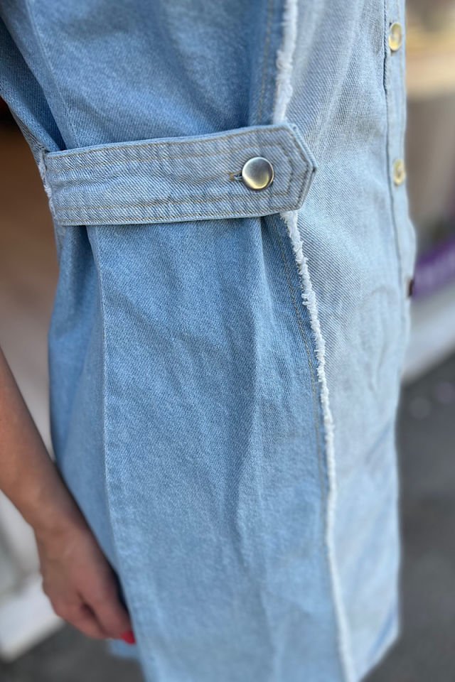 İki renkli Düğmeli Kot Elbise