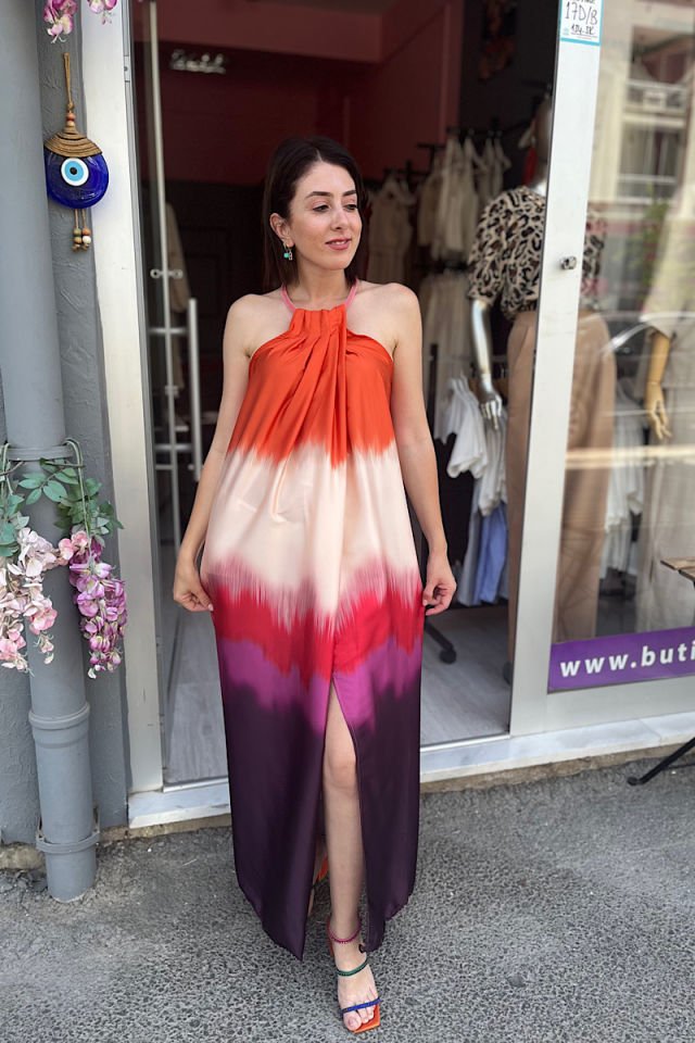 Kolyeli Renkli Saten Elbise