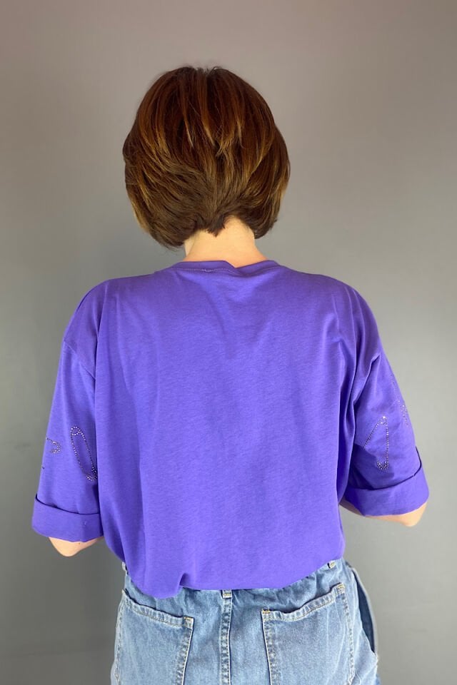 Çengelli İğne Detaylı Tişört -Lila