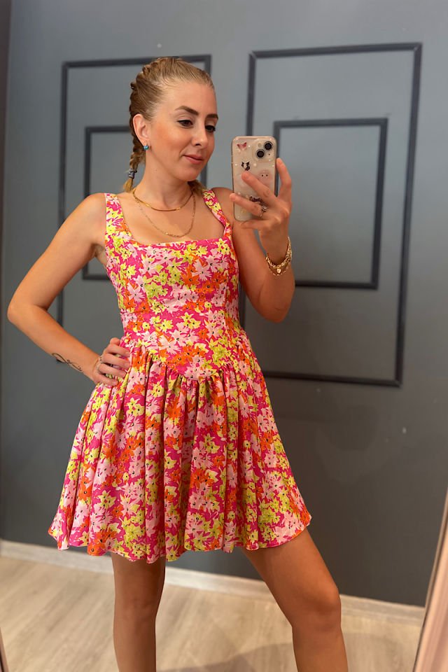 Çiçek Desen Askılı Elbise-Fuşya