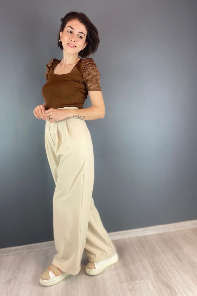 Kol Detaylı Triko-Kahve