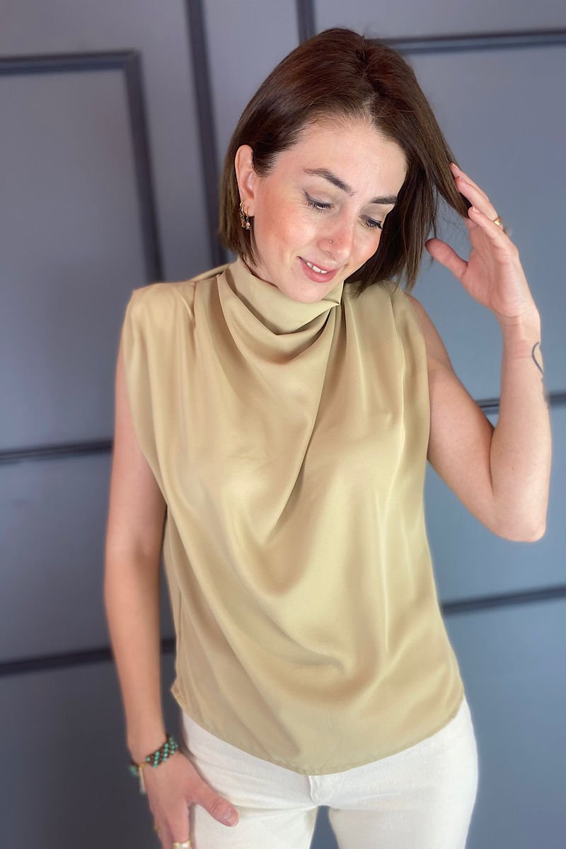 Vatkalı Kolsuz Bluz Bej