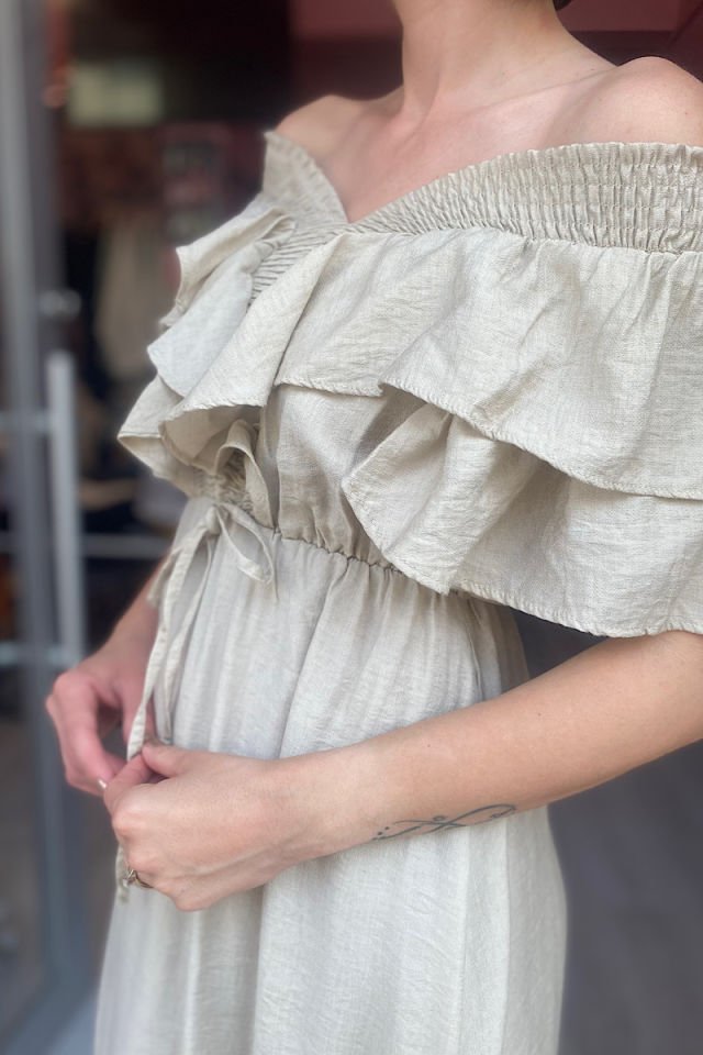 Kolları Volanlı Gipeli Elbise-Taş