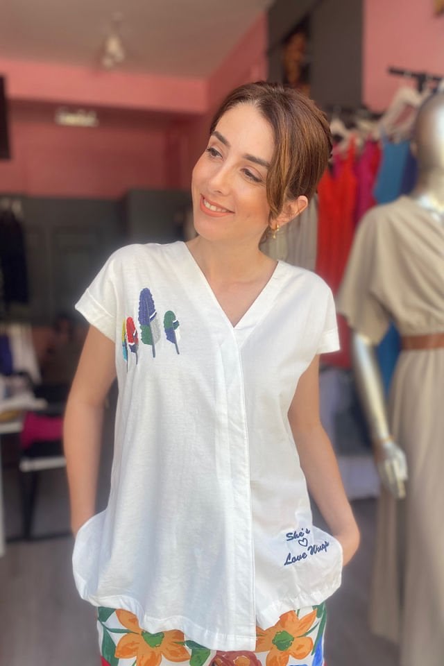 Tüy Nakışlı Bluz-Ekru